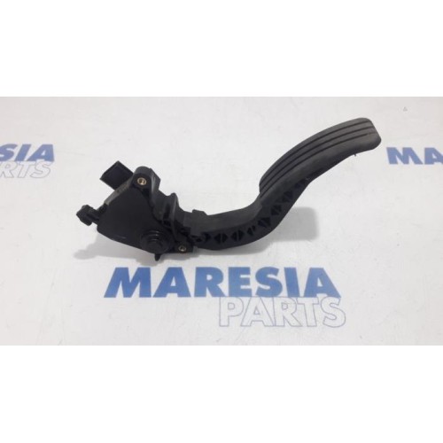 Renault - Scenic - Gaspedalposition Sensor