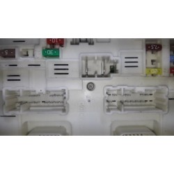 Renault - Scenic - Fuse box