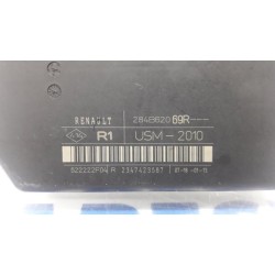 Renault - Scenic - Fuse box
