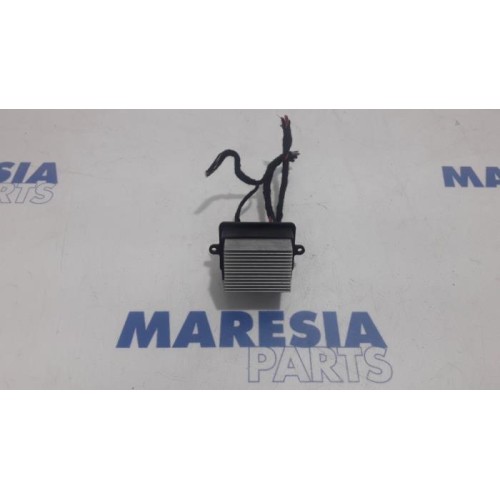 Renault - Clio - Heater resistor