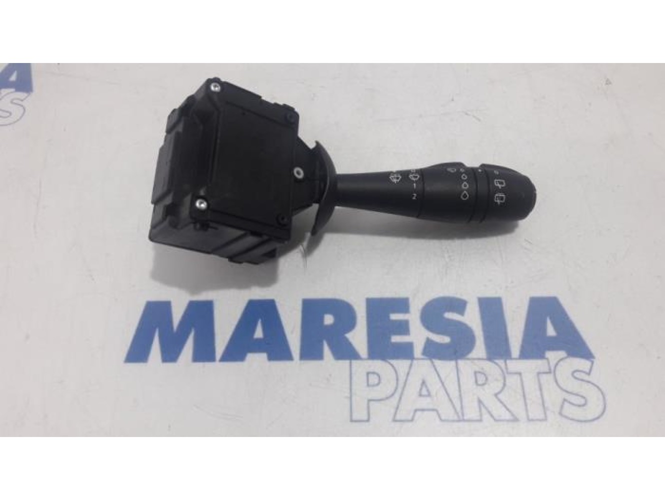 Renault - Clio - Wiper switch