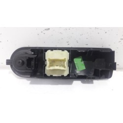 Renault - Clio - Multi-functional window switch