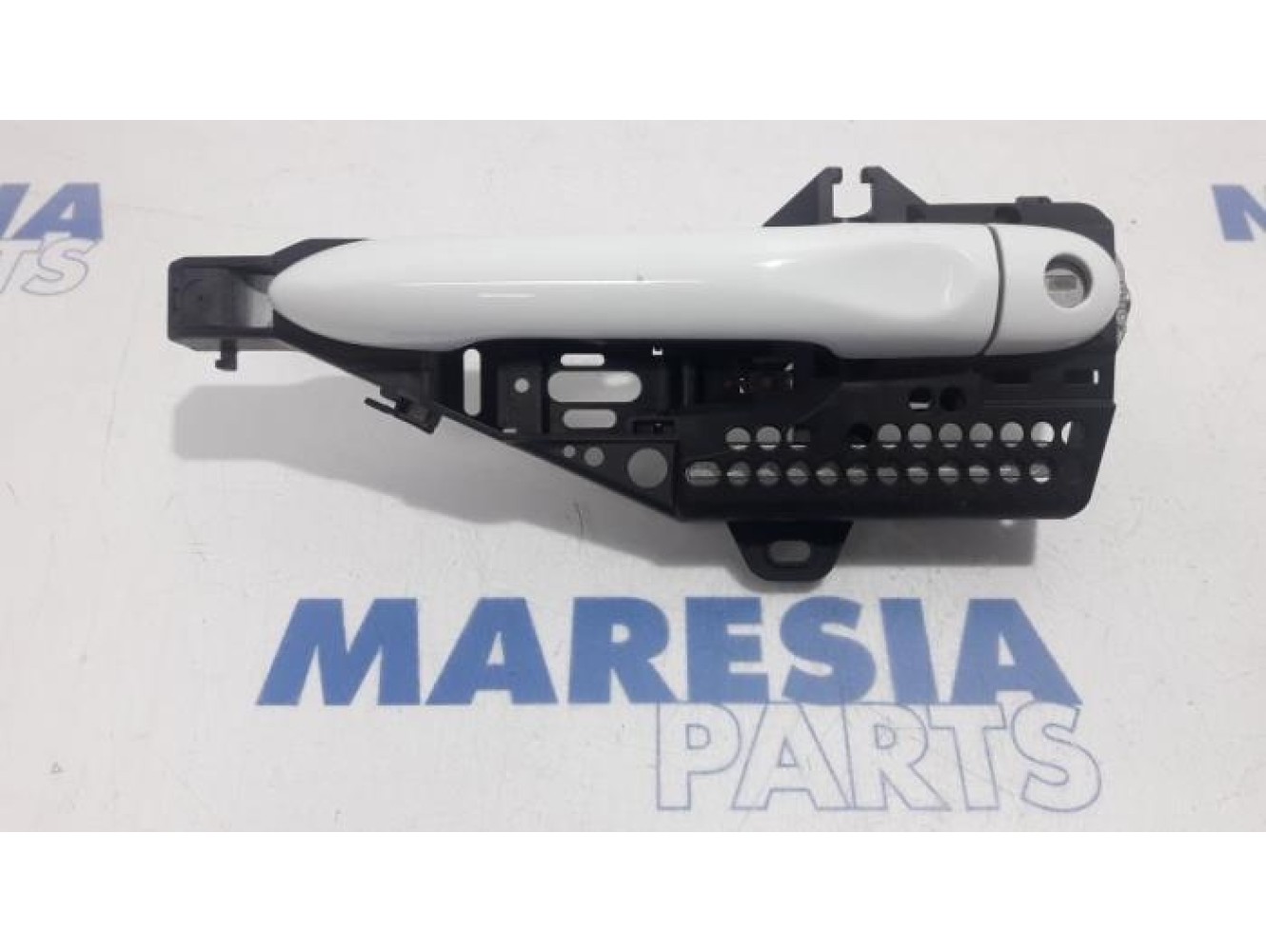 Renault - Clio - Door handle 4-door, front left