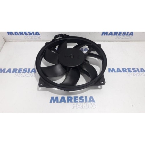 Renault - Scenic - Fan motor
