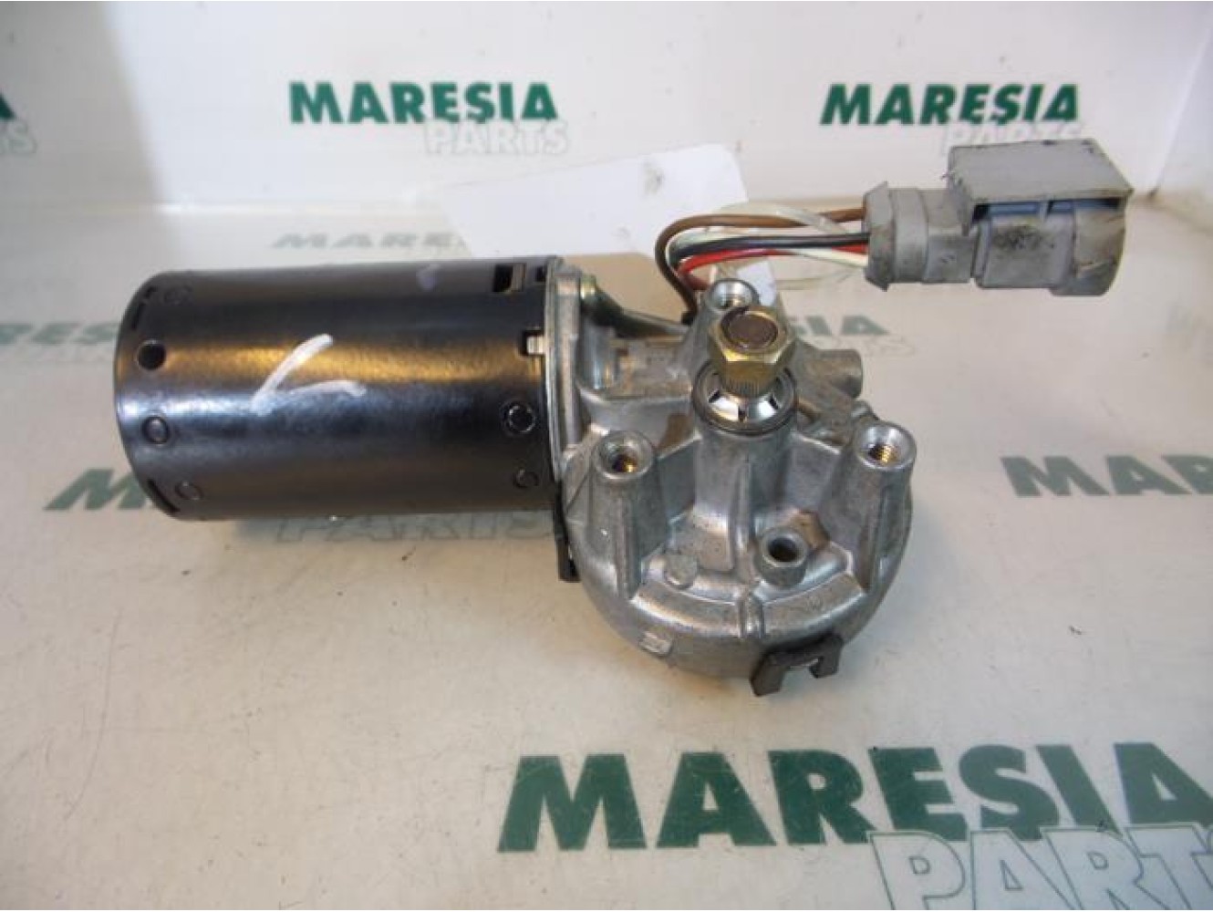 Renault - Megane Scenic - Front wiper motor