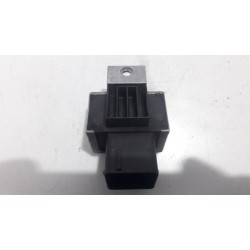 Renault - Clio - Glow plug relay