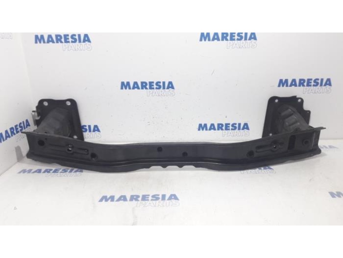 Alfa Romeo - 159 - Front bumper frame