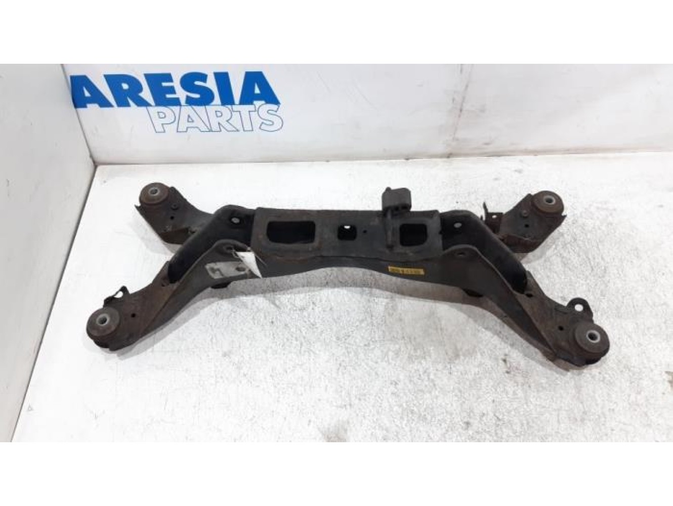 Alfa Romeo - 159 - Rear support beam