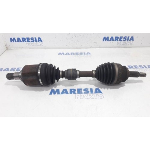 Citroen - C-Crosser - Aandrijfas links-voor