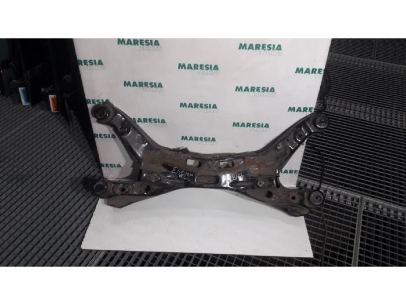 Fiat - Croma - Rear support beam