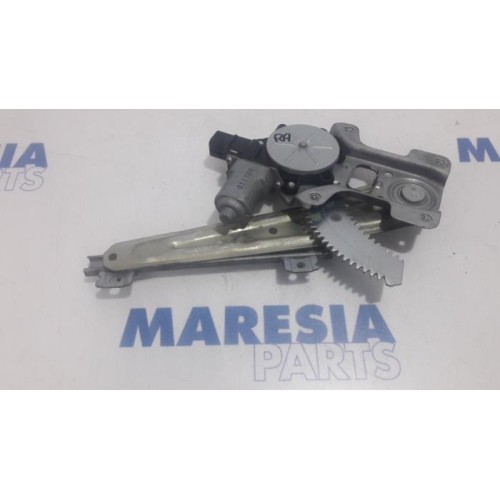 Citroen - C-Crosser - Rear door window mechanism 4-door, right