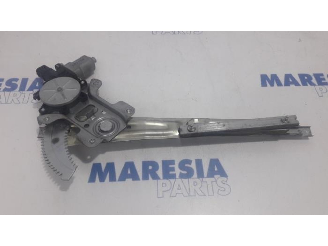 Citroen - C-Crosser - Window mechanism 4-door, front right