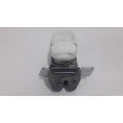 Citroen - C-Crosser - Tailgate lock mechanism