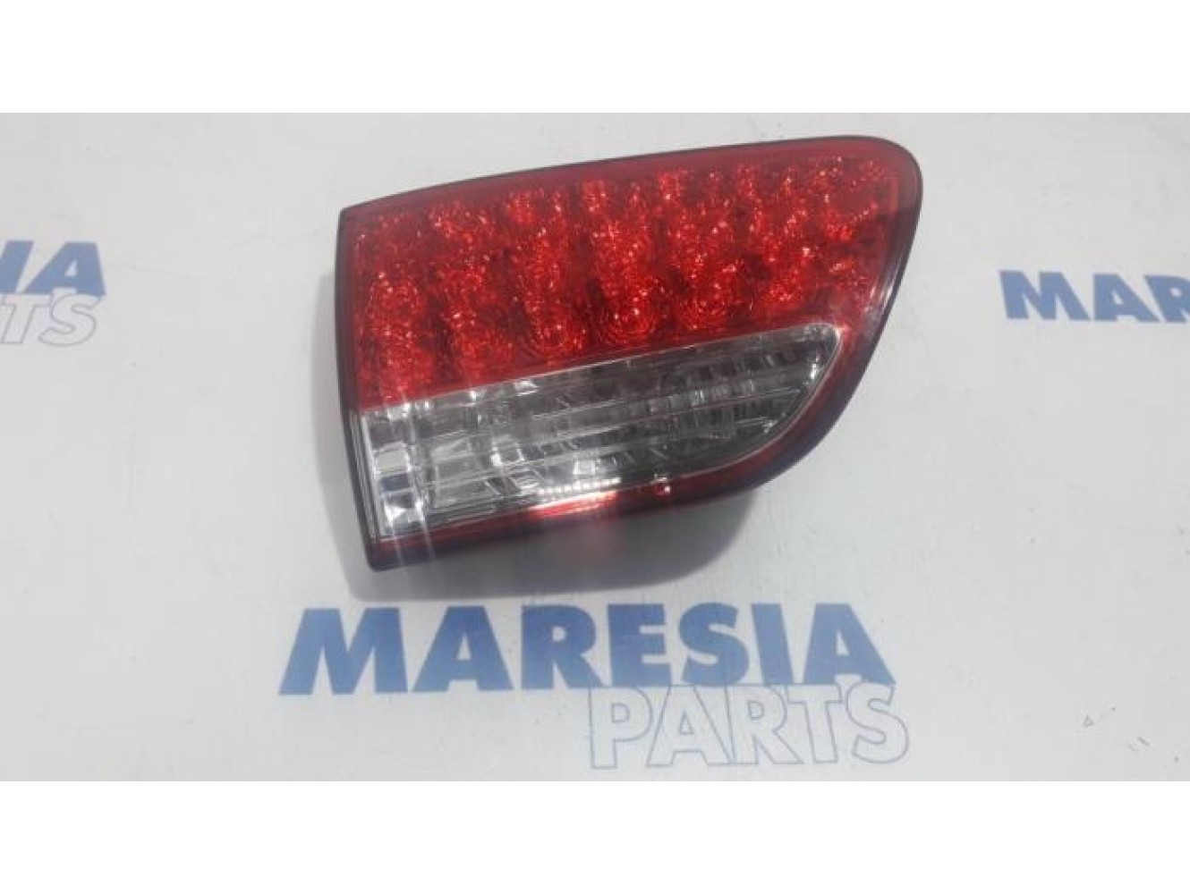 Citroen - C-Crosser - Taillight, left