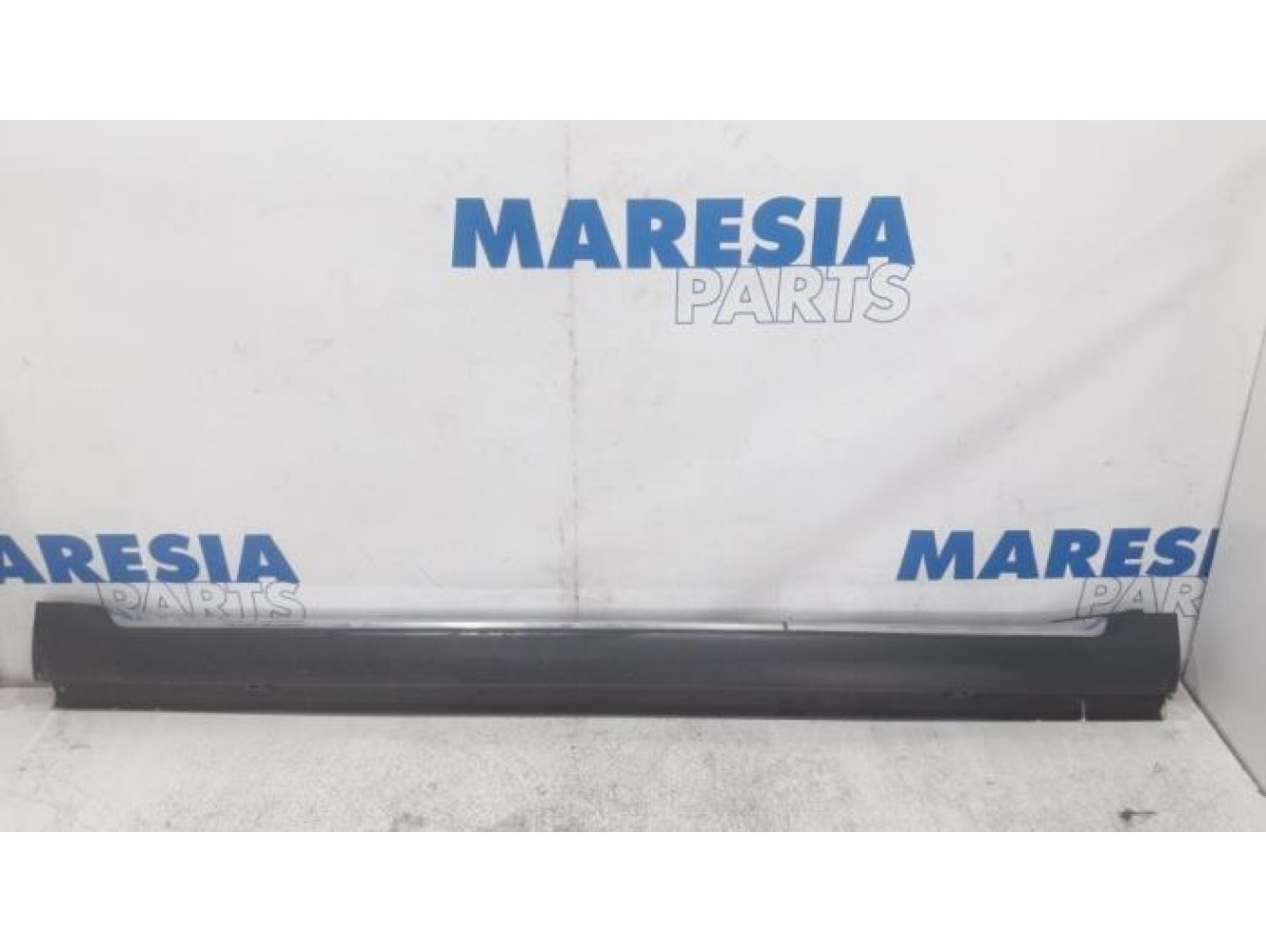 Citroen - C-Crosser - Zijskirt links