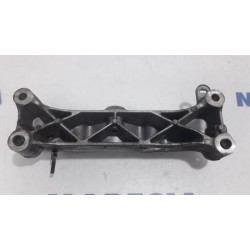 Peugeot - 308 - Engine mount