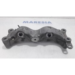 Peugeot - 308 - Engine mount
