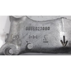 Peugeot - 308 - Engine mount