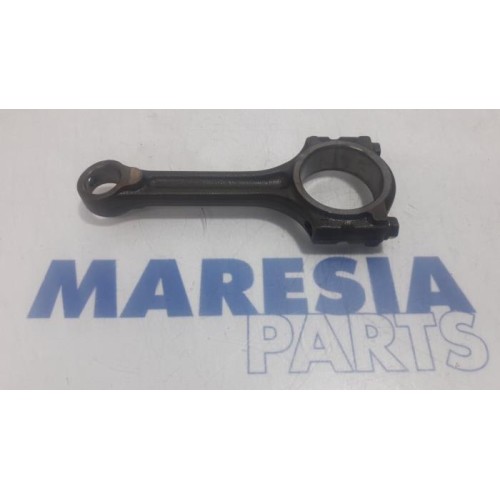 Renault - Scenic - Connecting rod