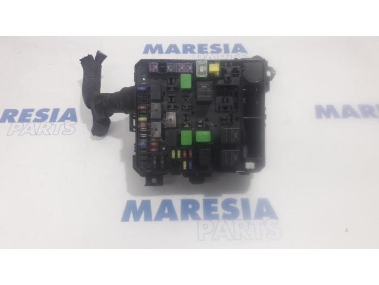 Citroen - C-Crosser - Fuse box