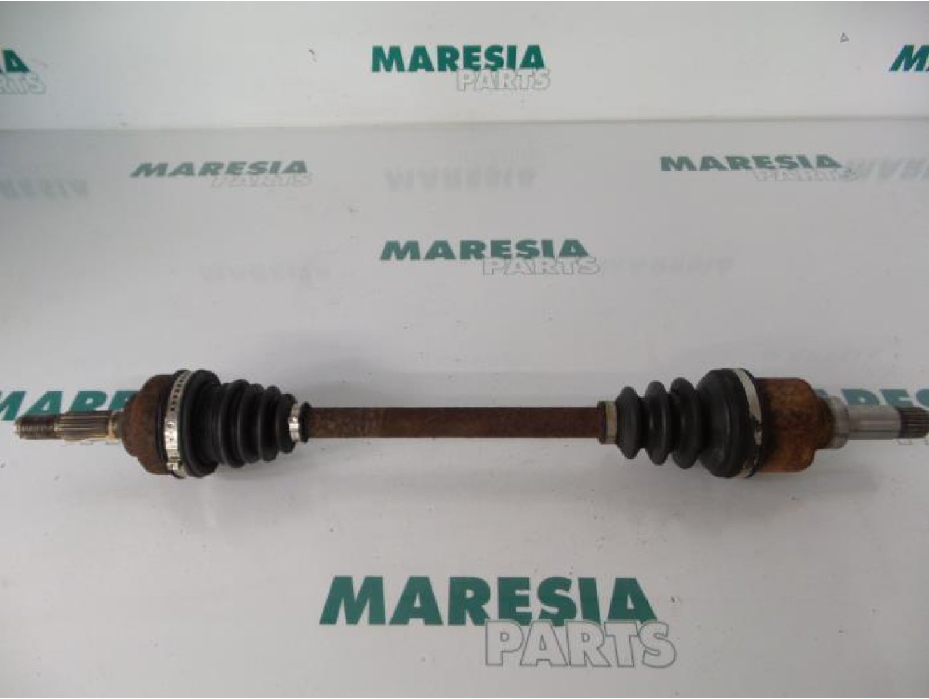 Citroen - C3 - Aandrijfas links-voor