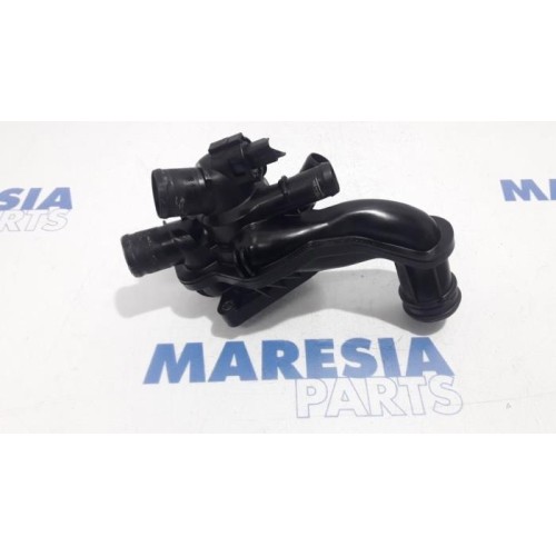 Peugeot - 5008 - Thermostat housing