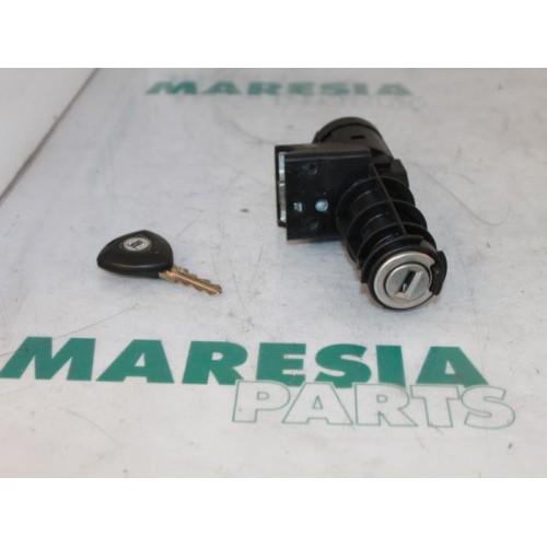 Lancia - Y(Psilon) - Ignition lock + key