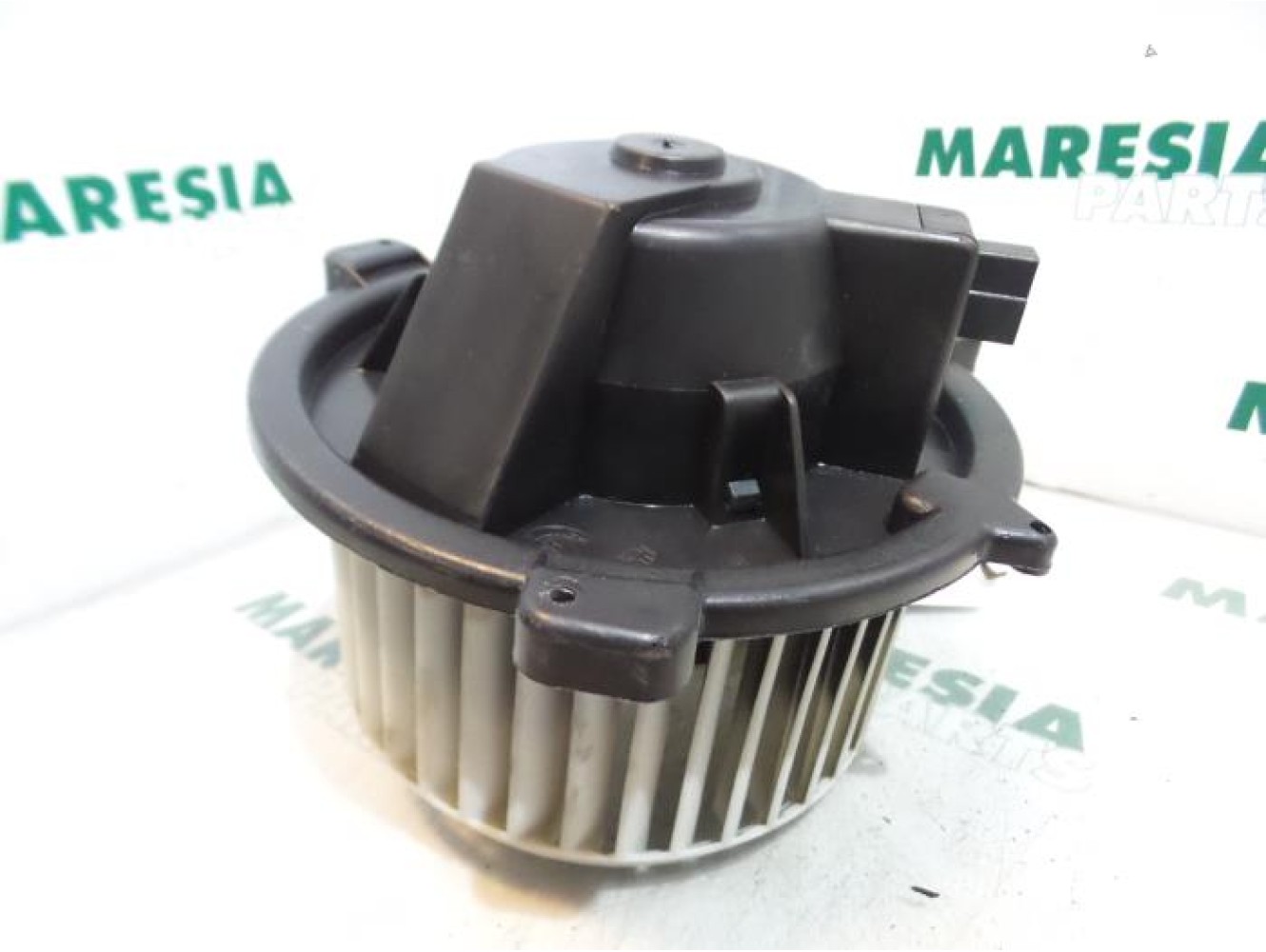 Lancia - Y(Psilon) - Heating and ventilation fan motor