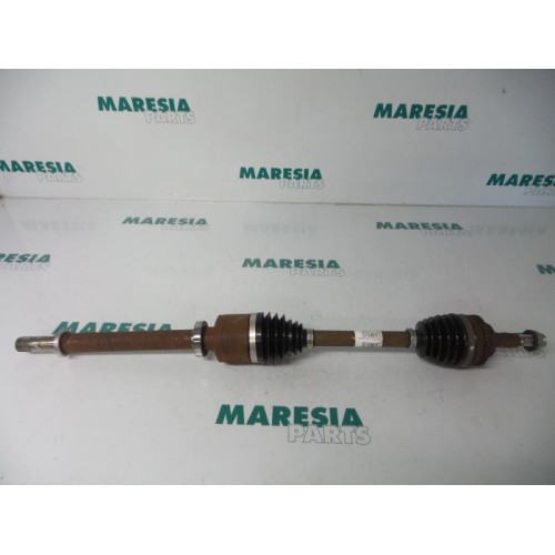 Renault - Kangoo - Front drive shaft, right