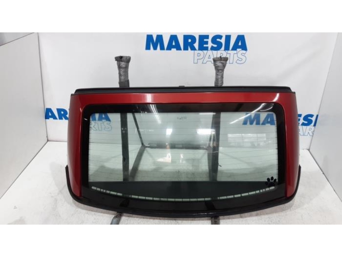 Peugeot - 206 - Rear window