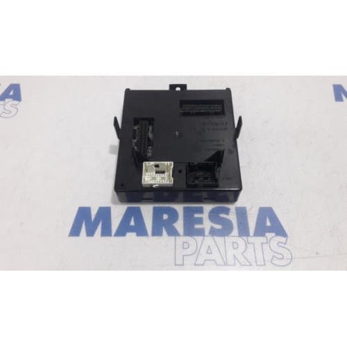 Renault - Laguna - Fuse box