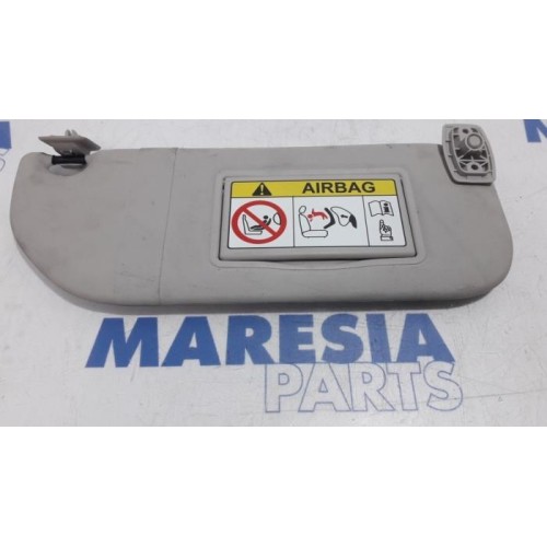 Citroen - C3 - Sun visor