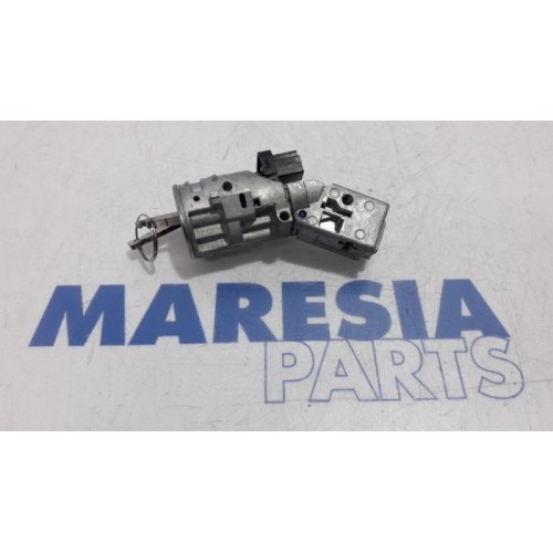 Citroen - C3 - Ignition lock + key