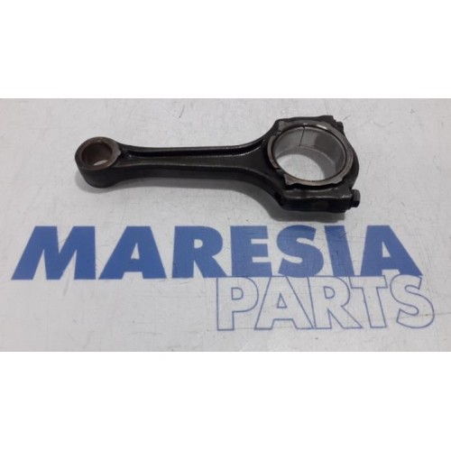 Fiat - Punto - Connecting rod