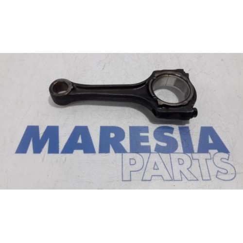 Fiat - Punto - Connecting rod