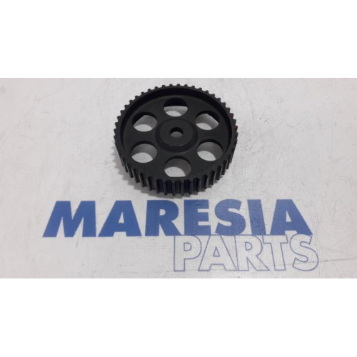 Fiat - Punto - Roue d'engrenage arbre à cames