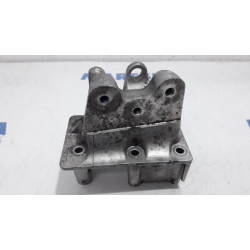 Fiat - Punto - Motorsteun