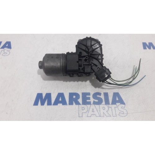 Peugeot - Partner - Front wiper motor