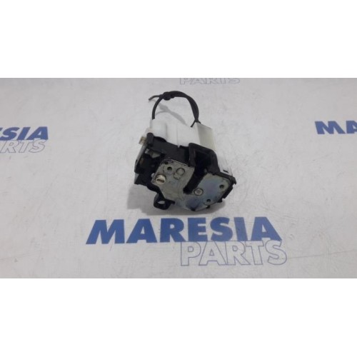 Fiat - Panda - Rear door mechanism 4-door, right