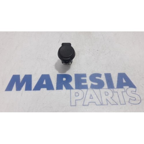 Citroen - DS3 - AUX / USB connection