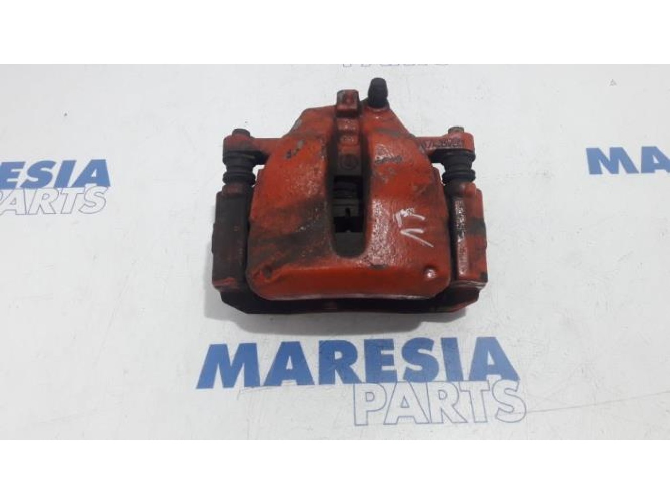 Citroen - DS3 - Front brake calliper, left