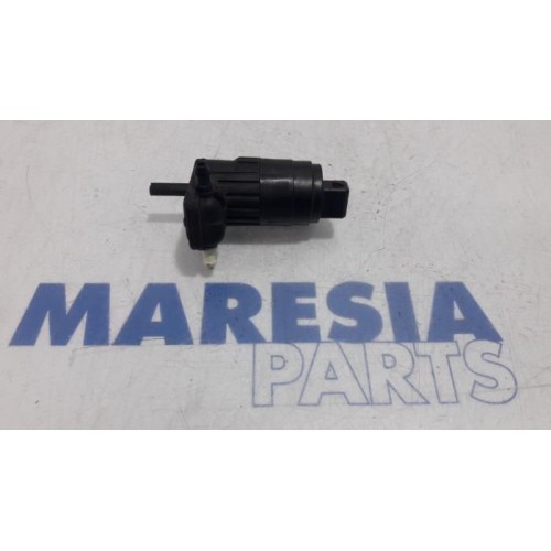 Alfa Romeo - Mito - Pompe lave-glace avant