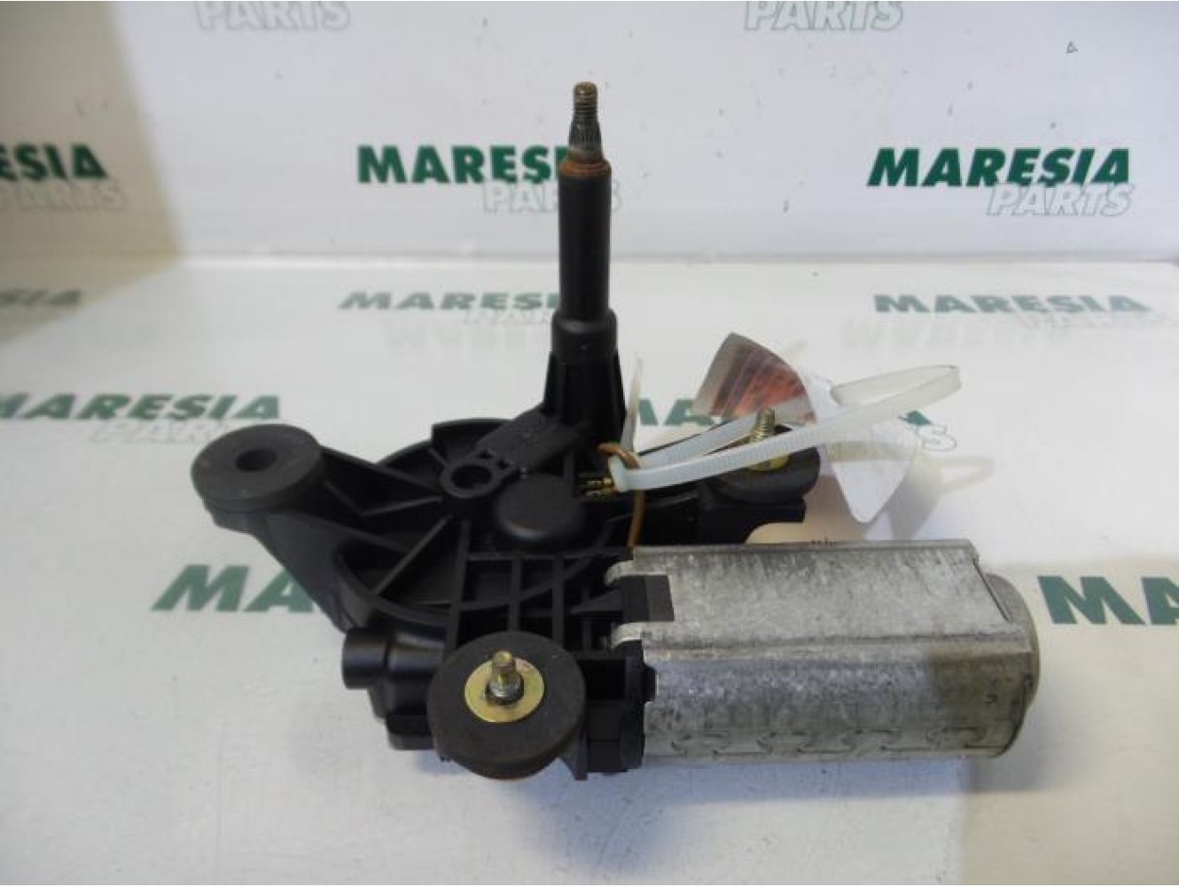 Fiat - Stilo - Scheibenwischermotor hinten