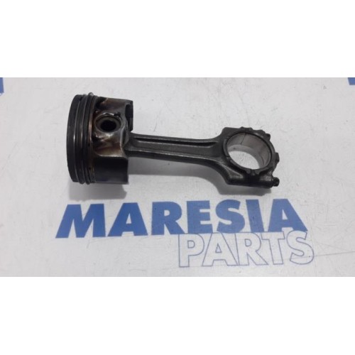 Alfa Romeo - Mito - Piston