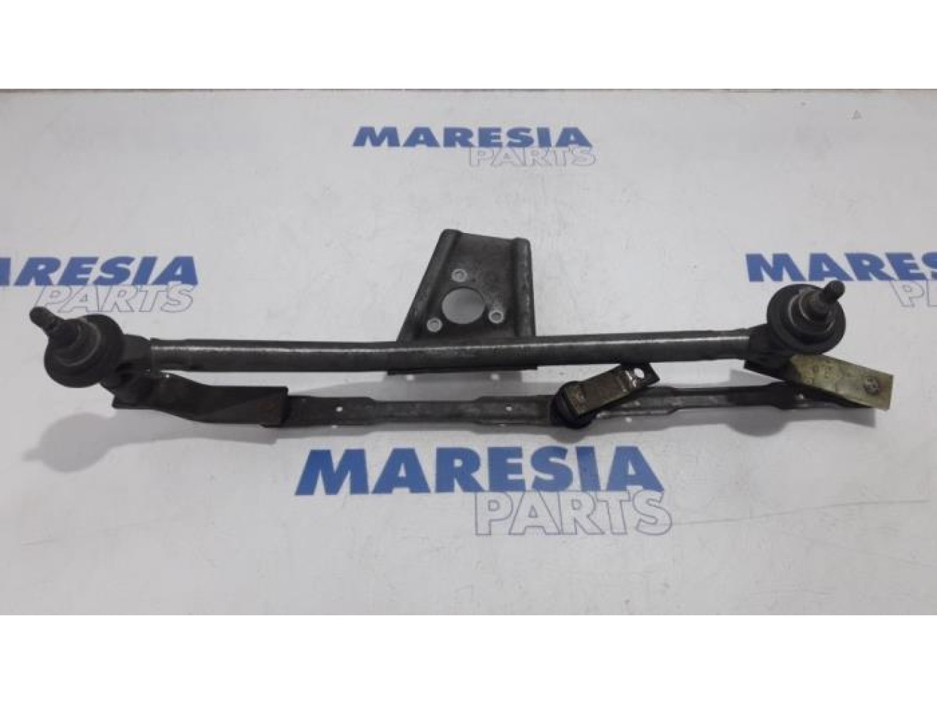 Peugeot - 206 - Wiper mechanism