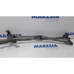 Peugeot - 308 - Wiper mechanism