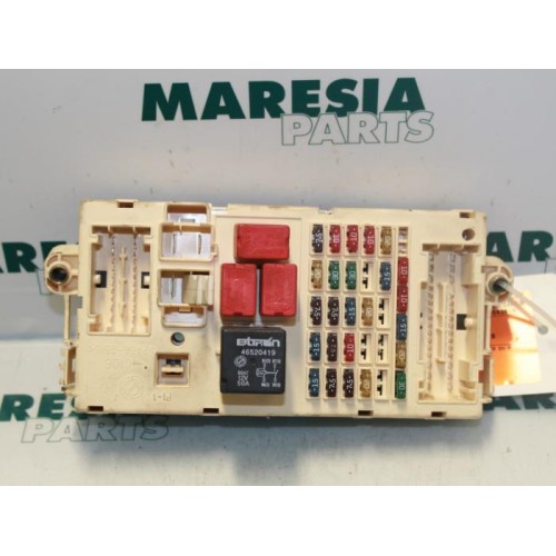 Fiat - Stilo - Fuse box