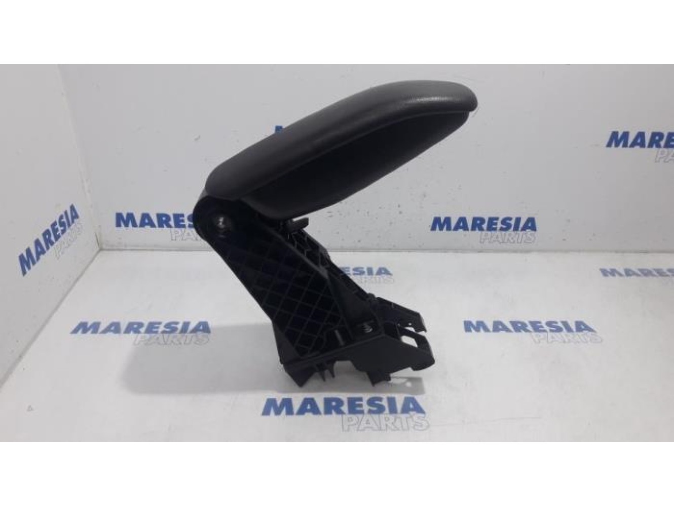 Citroen - C3 - Armrest