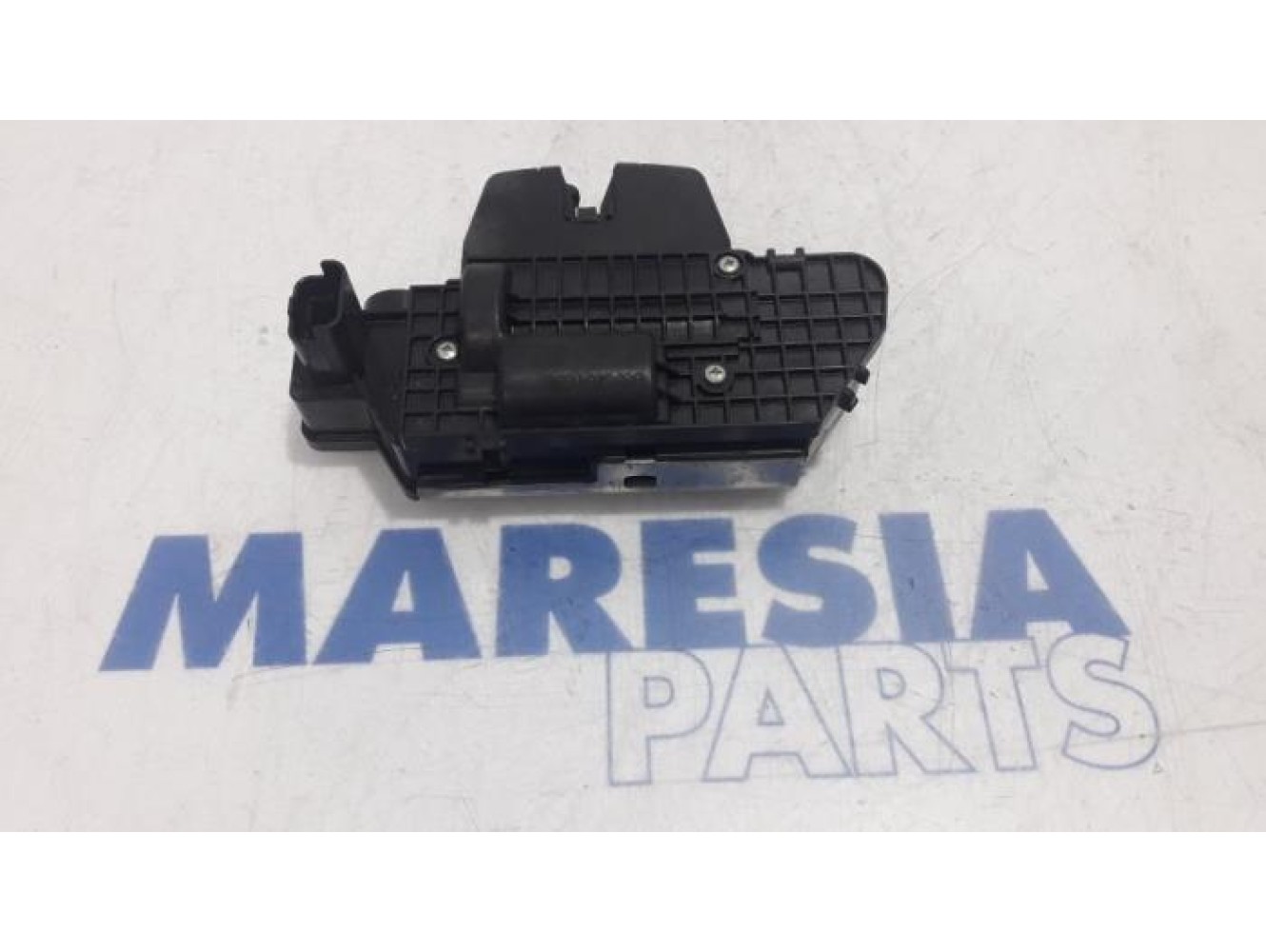 Citroen - C3 - Tailgate lock mechanism