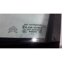 Citroen - C3 - Quarter light, front left